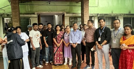 Muvi Foundation Organizes Clothes Donation Camp to Destitutes in SCB Medical College & Hospital